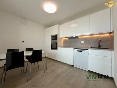 Na prenájom 2-izbový byt, 60 m², Šamorín, Šámot