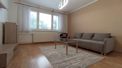 Mieszkania na wynajem, 2-pokojowe, Bytča · €560