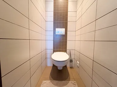 Na predaj 2-izbový byt, 59 m², Bratislava-Lamač