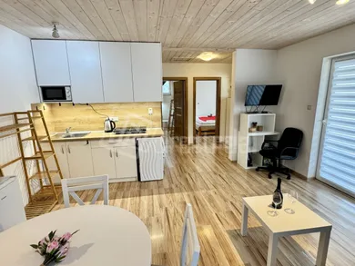 Na predaj dom v Liptovský Mikuláš · €600 · Pôvodný stav