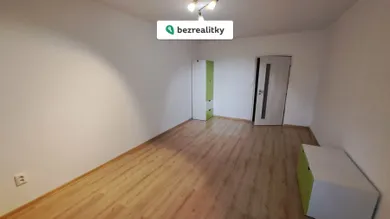 Na predaj 2-izbový byt, 64 m², Bratislava-Lamač