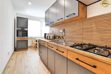 Na predaj 3-izbový byt, 68 m², Púchov, Rastislavova