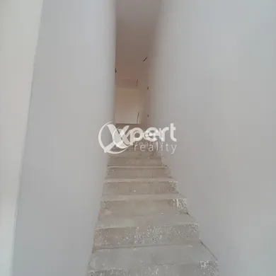 Na predaj 5-izbový dom, 140 m², Šamorín
