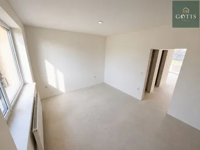 Na predaj byt, 64 m², Prešov, Zlatobanská