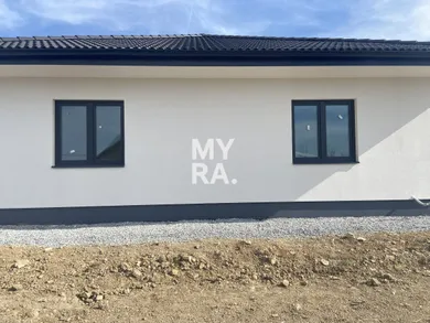 Na predaj 4-izbový dom, 131 m², Okružná