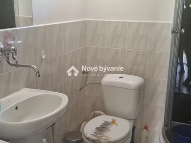 Na predaj 3-izbový rekreačný dom, 50 m², Klokočov, Paľkov