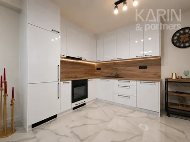 Na predaj 2-izbový byt, 40 m², Nová Baňa, Nábrežná 11