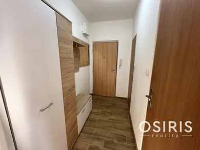 Na prenájom 1-izbový byt, 31 m², Bratislava-Dúbravka, Landauova