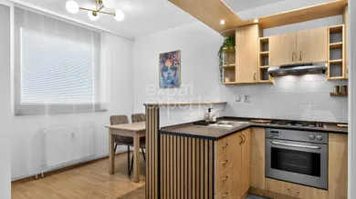 Na prenájom 1-izbový byt, 45 m², Bratislava-Staré Mesto, Šancová