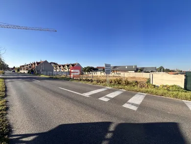 Na predaj pozemok, 739 m², Košúty