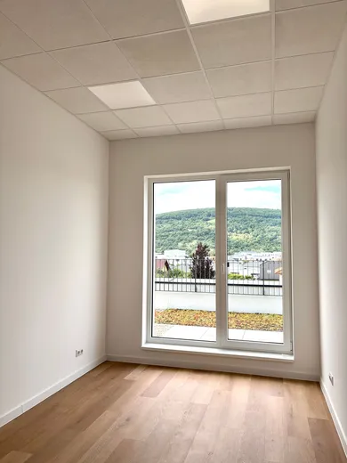 Na prenájom komerčné, 20 m², Trenčín, Hlavná