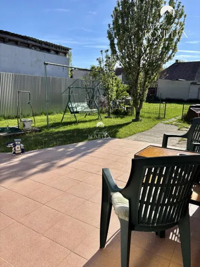 Domy na sprzedaż, 2-pokojowe, Komárno · €149 000