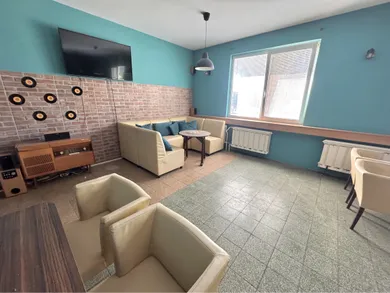 Na predaj objekt, 250 m², Andovce
