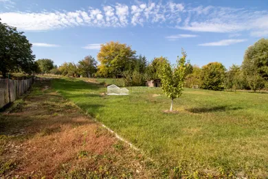 Na predaj pozemok, 16 m², Budmerice, J. Holčeka