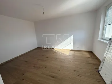 Na predaj 3-izbový byt, 68 m², Poprad
