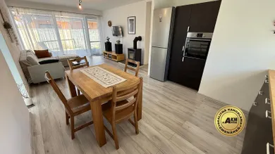 Na predaj dom, 386 m², Dubodiel
