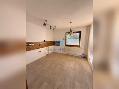 Na predaj 5-izbový dom, 280 m², Krompachy