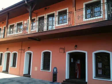 Na prenájom komerčné v Pezinok · €250 · Dokončené