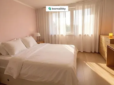 Byty na predaj 3-izbový, Bratislava-Podunajské Biskupice · €255 000