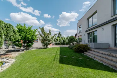 Na predaj dom, 400 m², Bratislava-Rača, Rostovská
