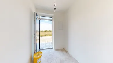Na predaj dom, 90 m², Opoj