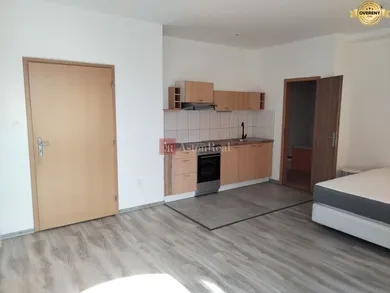 Na prenájom byt v Martin · €330 · Dokončené