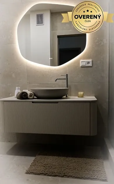 Na predaj 3-izbový byt, 71 m², Bratislava-Ružinov, Kašmírska