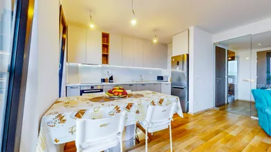 Na predaj 3-izbový byt, 110 m², Bratislava-Petržalka