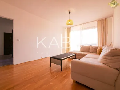 Na predaj 3-izbový byt, 69 m², Piešťany, M. Bela