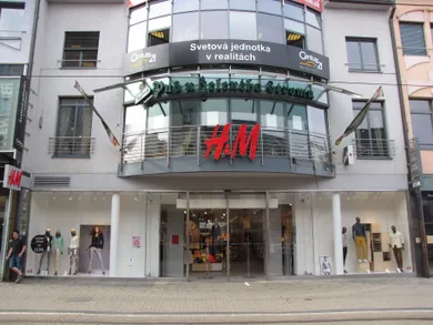 Na prenájom komerčné, 23 m², Bratislava-Staré Mesto, Obchodná