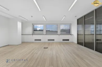 Na prenájom komerčné, 80 m², Bratislava-Ružinov, Plynárenská