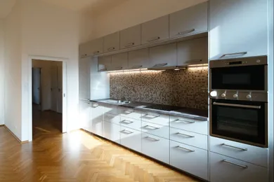 Na predaj 3-izbový byt, Hlavní město Praha, Butovická