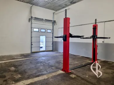 Na prenájom objekt, 150 m², Banská Bystrica, Zvolenská cesta