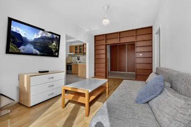 Na predaj 2-izbový byt, 59 m², Bratislava-Vrakuňa, Píniová