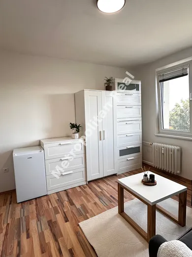 Na prenájom 1-izbový byt, 20 m², Bratislava-Ružinov, Šándorova