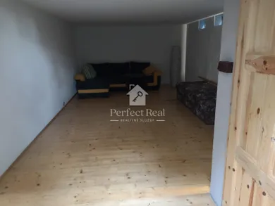 Na prenájom 2-izbový rekreačný dom, 75 m², Modra, Ohňavy
