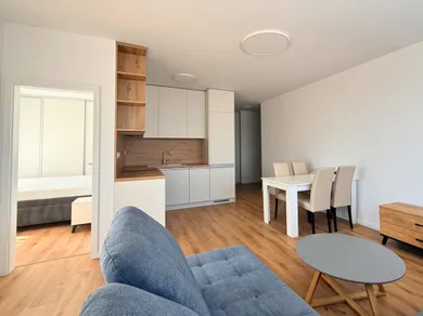 Na prenájom 2-izbový byt, 52 m², Dunajská Streda, Malotjedská