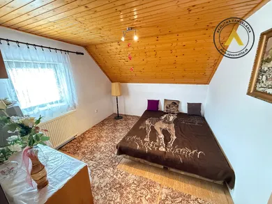 Na predaj 5-izbový dom, Hlohovec, Osloboditeľov