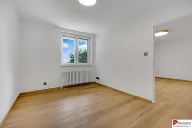 Na prenájom 3-izbový byt, 124 m², Bratislava-Karlova Ves, Sološnická