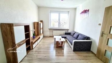 Mieszkania na wynajem, 1-pokojowe, Handlová · €350
