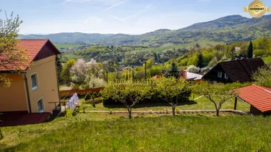 Na predaj 4-izbový dom, 160 m², Štiavnické Bane