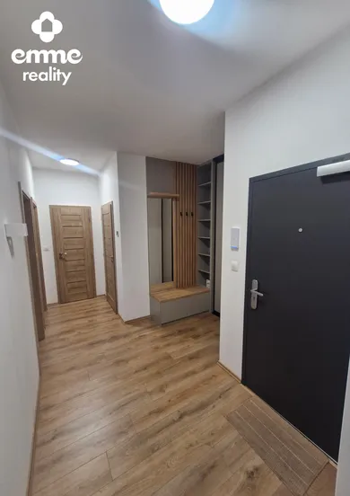 Na prenájom 3-izbový byt, 67 m², Dunajská Streda