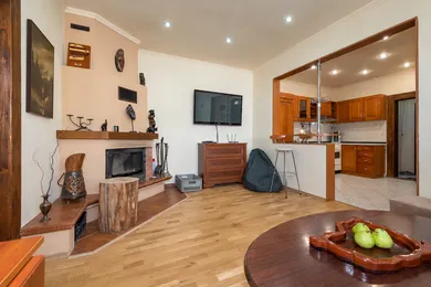 Na prenájom 2-izbový byt, 52 m², Košice-Staré Mesto, Letná