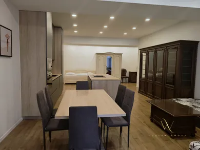 Eladó lakások, 3-szobás, Bratislava-Staré Mesto · €699 900
