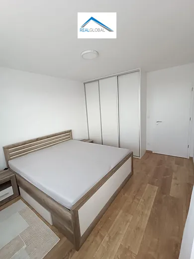 Na prenájom 3-izbový byt, 67 m², Trnava, Ulica Veterná