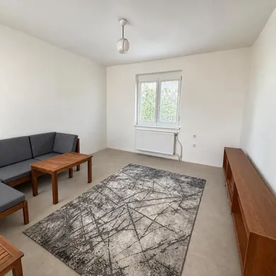 Na prenájom 1-izbový byt, 16 m², Trnava, Ulica Jána Hajdóczyho