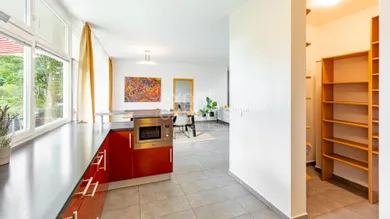 Na prenájom dom, 323 m², Bratislava-Nové Mesto