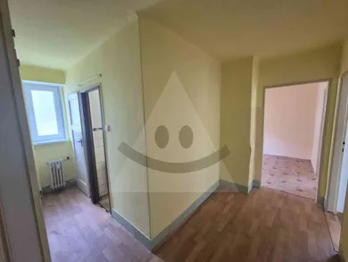 Na predaj 2-izbový byt, 59 m², Komárno, Dvorská