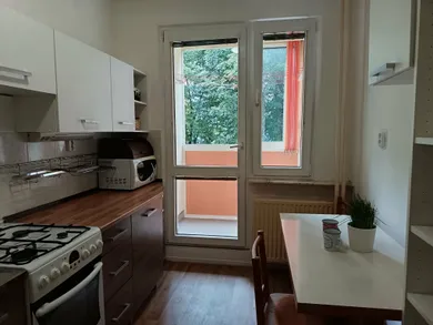 Квартири в оренду, 3-кімнатні, Banská Bystrica · €650