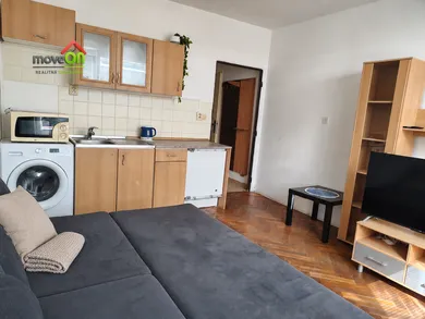 Eladó lakások, 1-szobás, Levice · €55 000